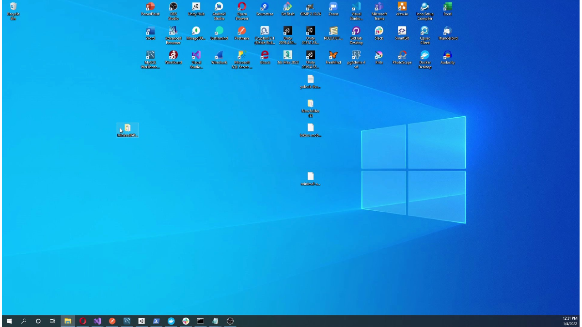 Returning to the Windows desktop before opening the project folder