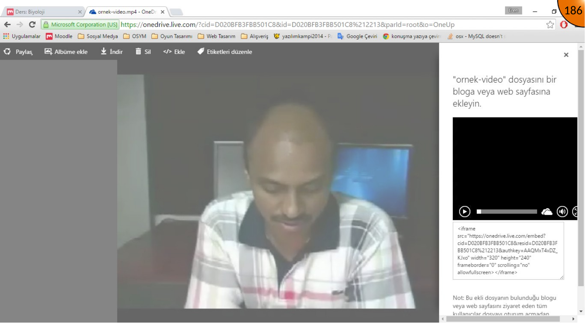 Copying OneDrive video embed code