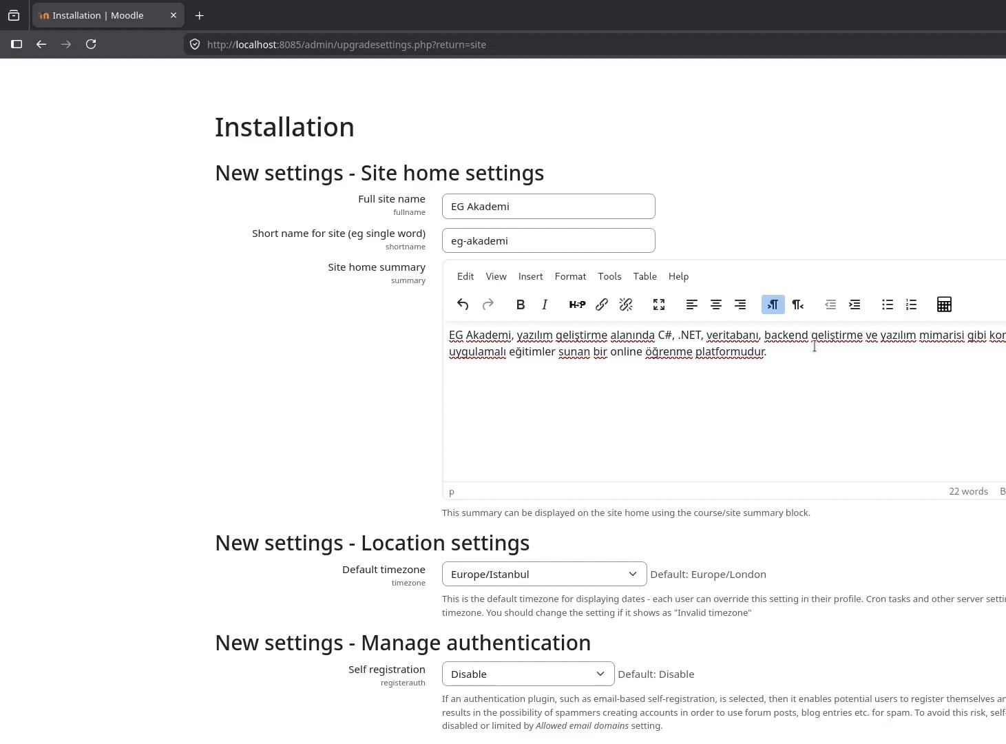 Moodle site name, summary, time zone, and registration settings